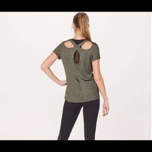 LULULUEMON Tee